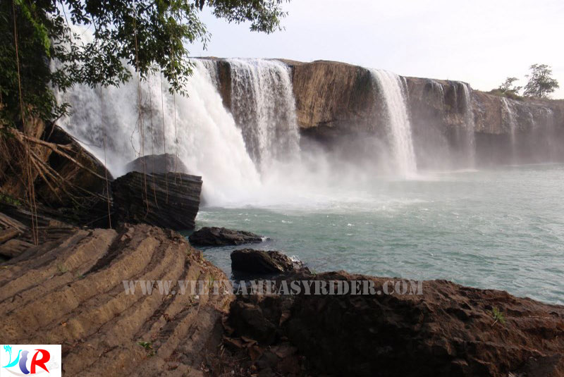 vietnameasyrider.com-dray-nur-waterfall