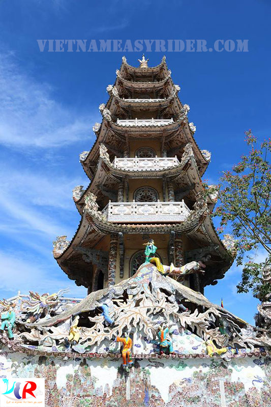 Linh-phuoc-pagoda-Bell-tower